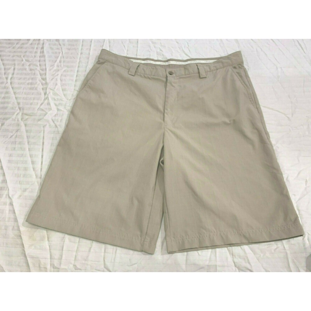 IZOD XFG MENS SHORTS SIZE 36